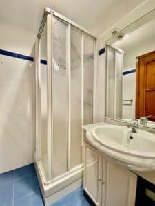 BAÑO 1 FOTO